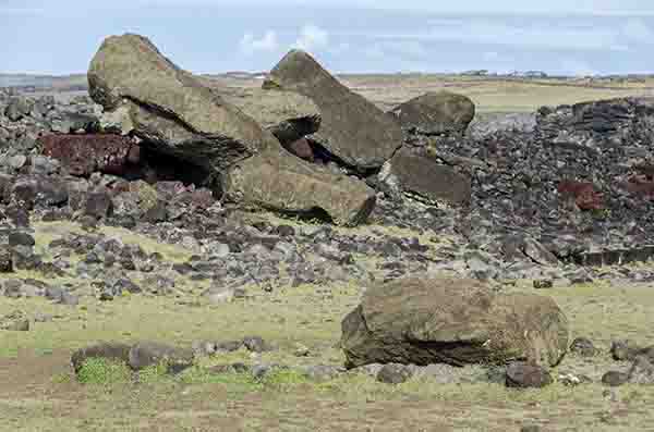 90 - Chile - isla de Rapa Nui o Pascua - Ahu Akahanga